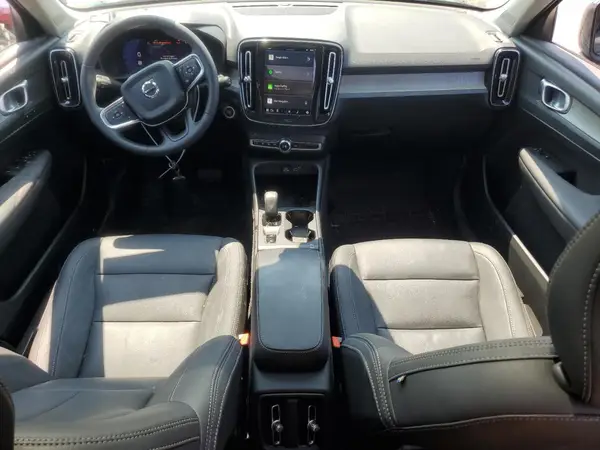 YV4L12UK9R2373098 2024 VOLVO XC40 - Image 8