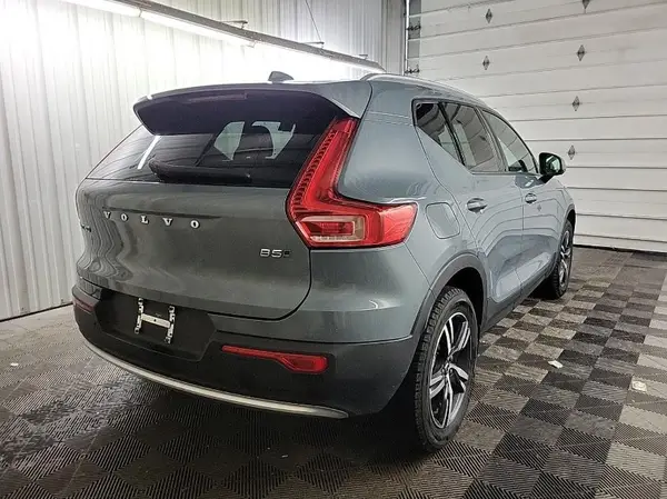 YV4L12UKXP2064320 2023 VOLVO XC40 - Image 8