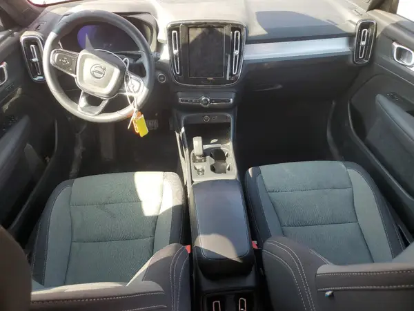 YV4L12UKXP2965719 2023 VOLVO XC40 - Image 8