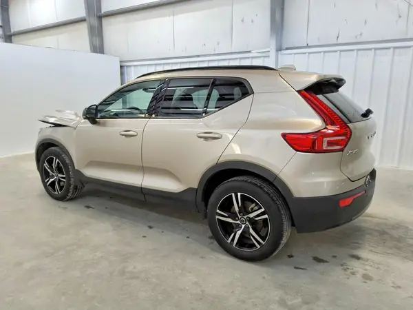 YV4L12UKXR2323438 2024 VOLVO XC40 - Image 2