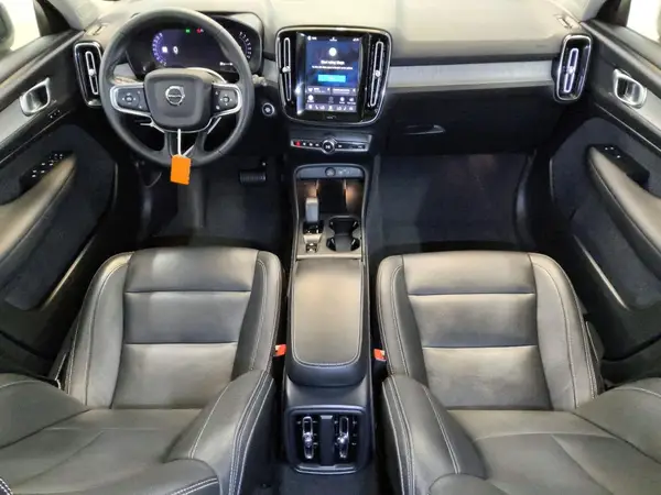YV4L12UKXR2323438 2024 VOLVO XC40 - Image 8