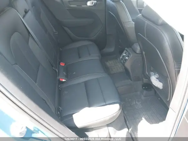 YV4L12UL0R2213667 2024 VOLVO XC40 - Image 8