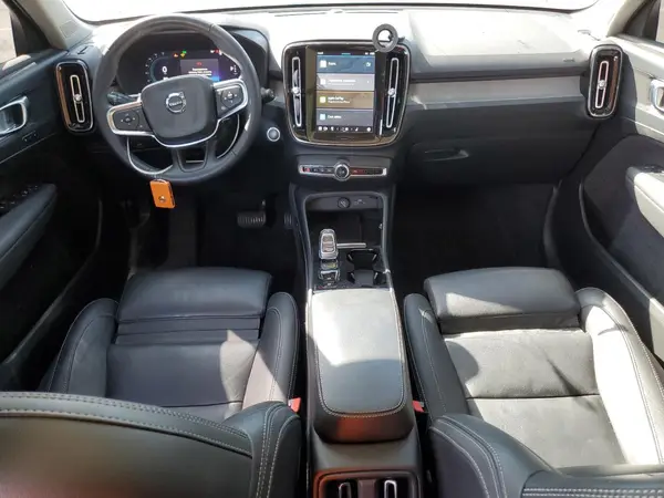 YV4L12UL0R2287879 2024 VOLVO XC40 - Image 8