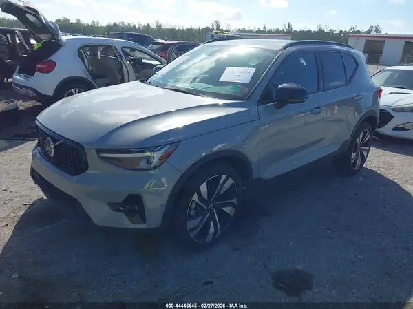 YV4L12UL2R2234830 2024 VOLVO XC40 - Image 2