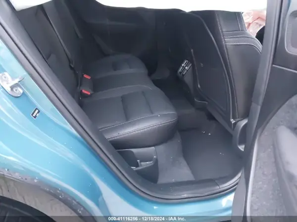 YV4L12UL2R2359133 2024 VOLVO XC40 - Image 8