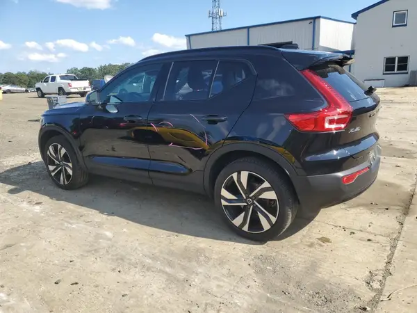 YV4L12UL3R2274043 2024 VOLVO XC40 - Image 2