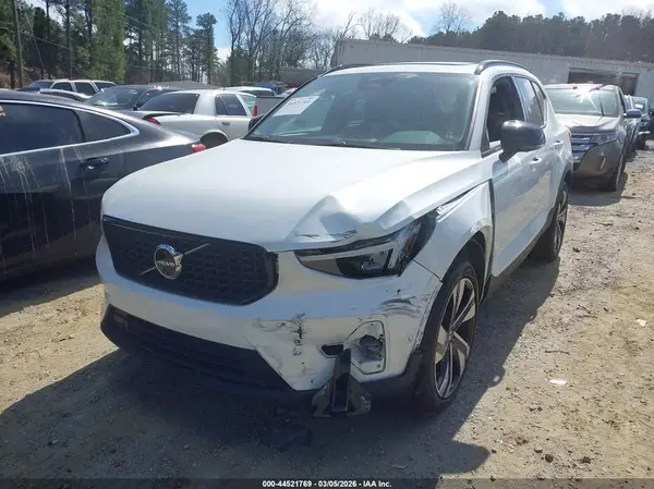 YV4L12UL5R2249659 2024 VOLVO XC40 - Image 2