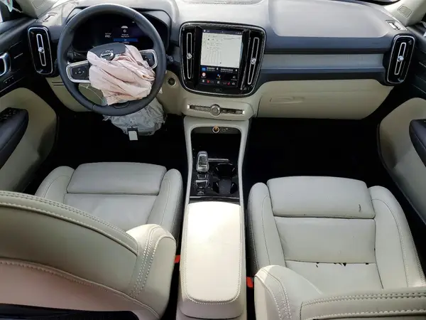 YV4L12UL5R2298179 2024 VOLVO XC40 - Image 8