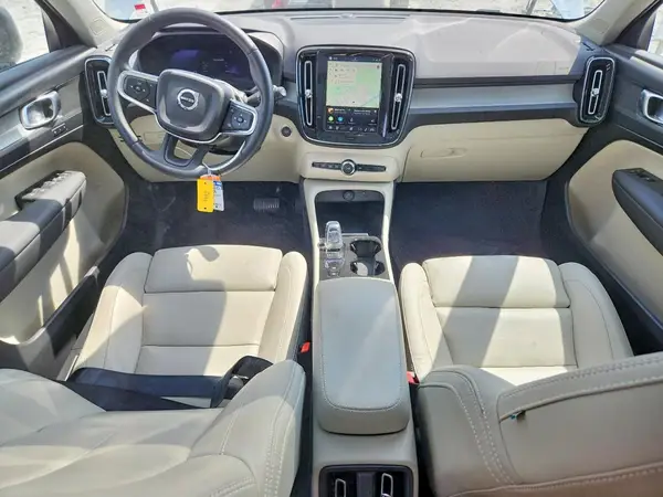 YV4L12UL6R2374198 2024 VOLVO XC40 - Image 8