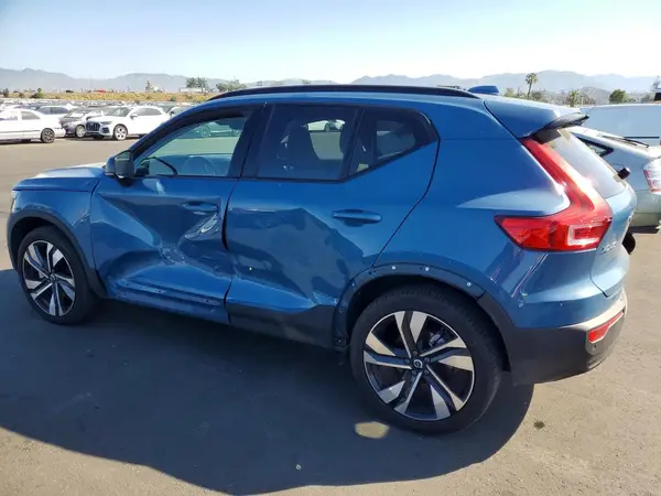 YV4L12UL7R2363047 2024 VOLVO XC40 - Image 2