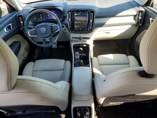 YV4L12UL7R2363047 2024 VOLVO XC40 - Image 8