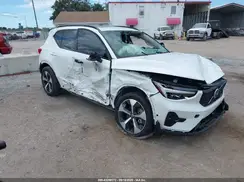 YV4L12UL9R2316151 2024 VOLVO XC40