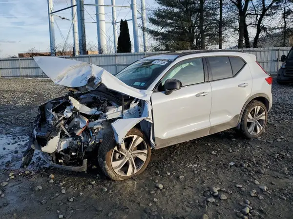 YV4L12UL9R2363339 2024 VOLVO XC40 - Image 1