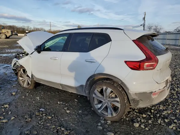 YV4L12UL9R2363339 2024 VOLVO XC40 - Image 2