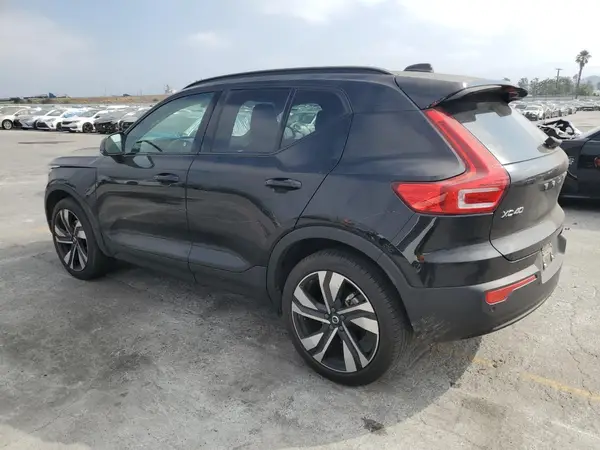 YV4L12ULXR2209061 2024 VOLVO XC40 - Image 2