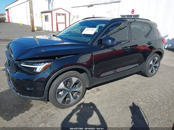 YV4L12ULXR2326994 2024 VOLVO XC40 - Image 2