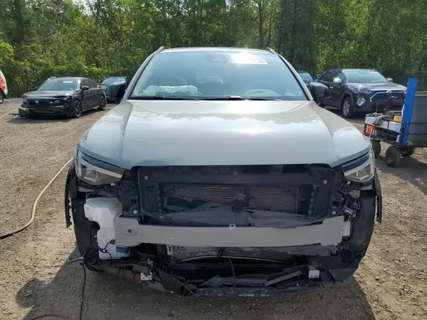 2024 VOLVO XC40 COPART lot 63787435 auction photo 5