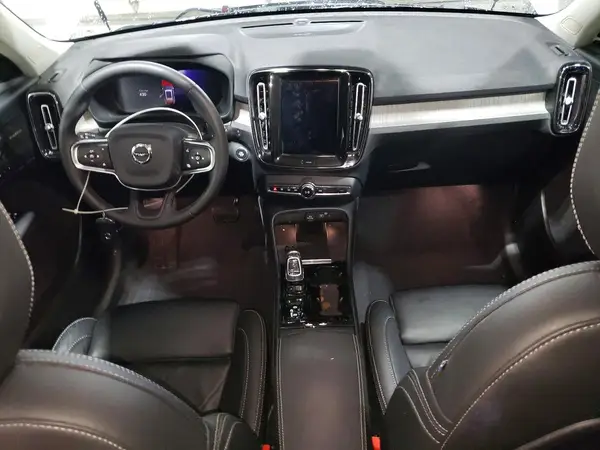 YV4L12UM2R2214604 2024 VOLVO XC40 - Image 8