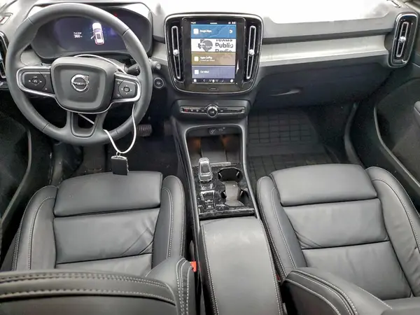 YV4L12UM2R2228468 2024 VOLVO XC40 - Image 8