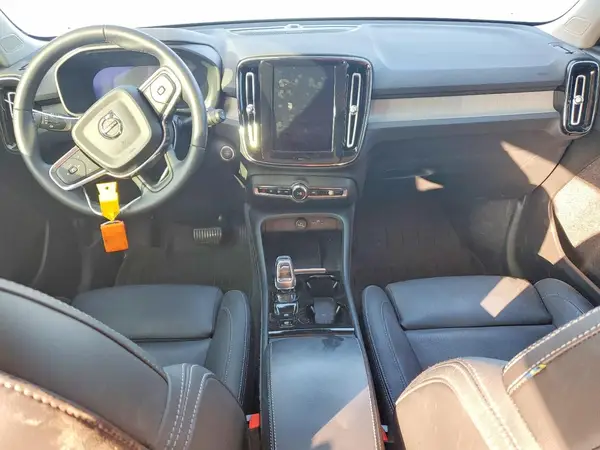 YV4L12UM4R2376346 2024 VOLVO XC40 - Image 8