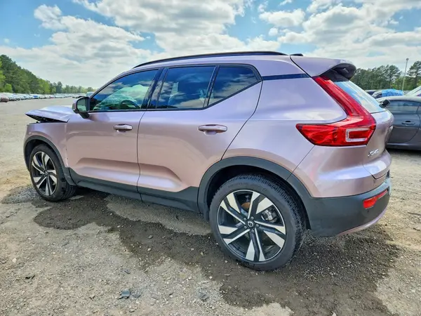 YV4L12UM5S2478728 2025 VOLVO XC40 - Image 2