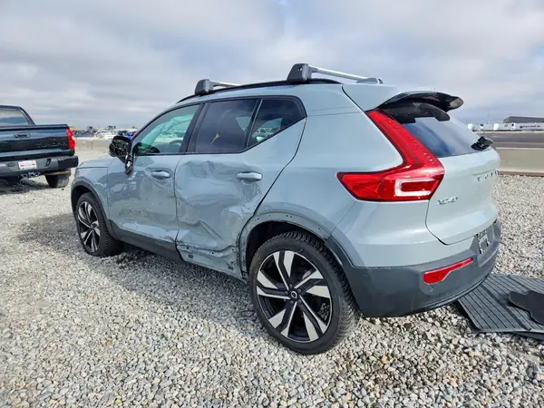 YV4L12UM7R2346564 2024 VOLVO XC40 - Image 2