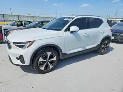 YV4L12UN4P2915604 2023 VOLVO XC40