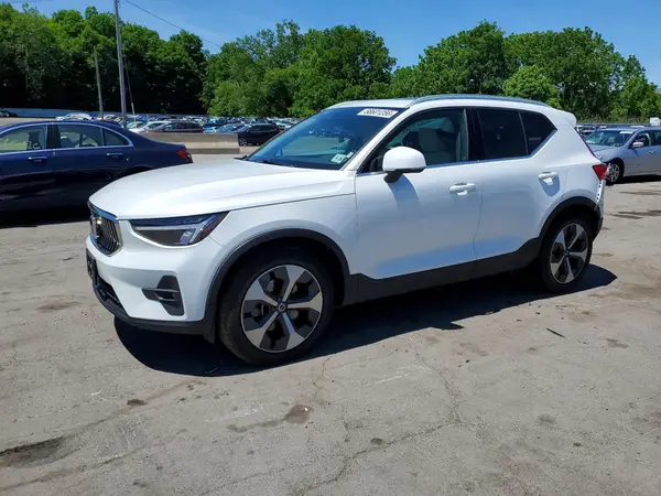 YV4L12UN8P2952462 2023 VOLVO XC40 - Image 1