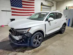 YV4L12UV4P2924979 2023 VOLVO XC40