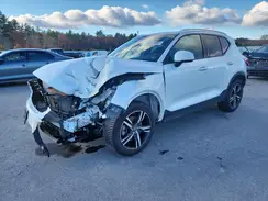 YV4L12UV8P2058932 2023 VOLVO XC40