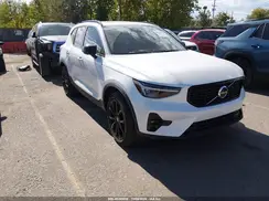 YV4L12UW3P2937957 2023 VOLVO XC40