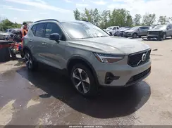YV4L12UW4P2911089 2023 VOLVO XC40