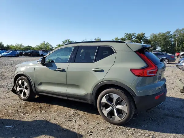YV4L12UW5P2911019 2023 VOLVO XC40 - Image 2
