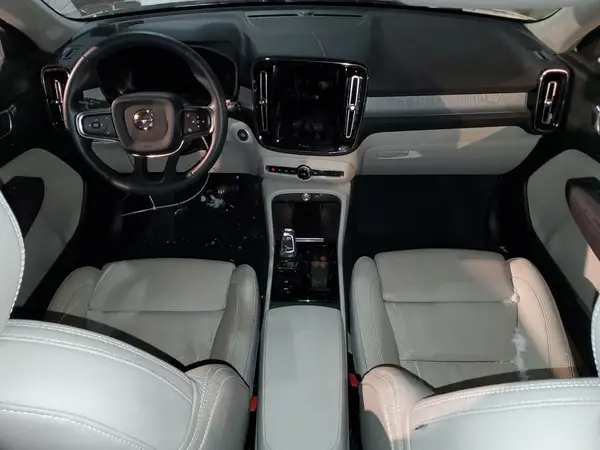 YV4L12UW6P2097852 2023 VOLVO XC40 - Image 8