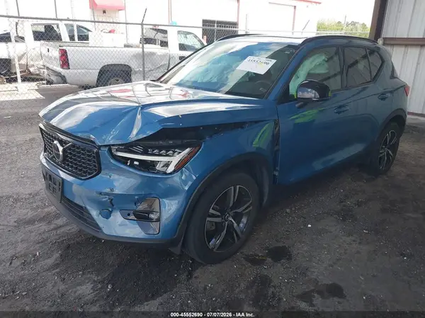 YV4L12UW8P2967018 2023 VOLVO XC40 - Image 2