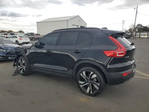 YV4L12UX2P2937683 2023 VOLVO XC40 - Image 2