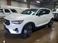 YV4L12UX4P2060016 2023 VOLVO XC40