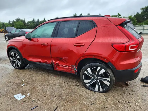 YV4L12UX9P2953556 2023 VOLVO XC40 - Image 2