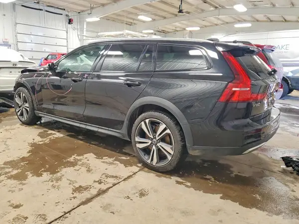 YV4L12WK0S2148992 2025 VOLVO V60 - Image 2