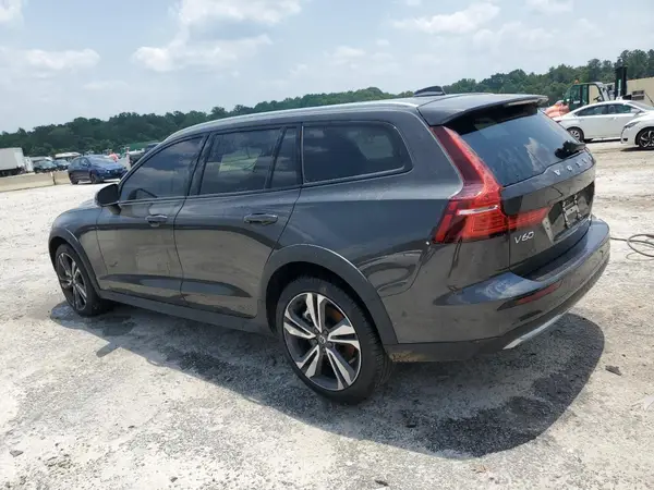 YV4L12WK3S2149151 2025 VOLVO V60 - Image 2