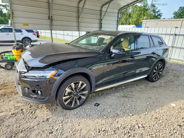 YV4L12WL1T2171594 2026 VOLVO V60 - Image 1