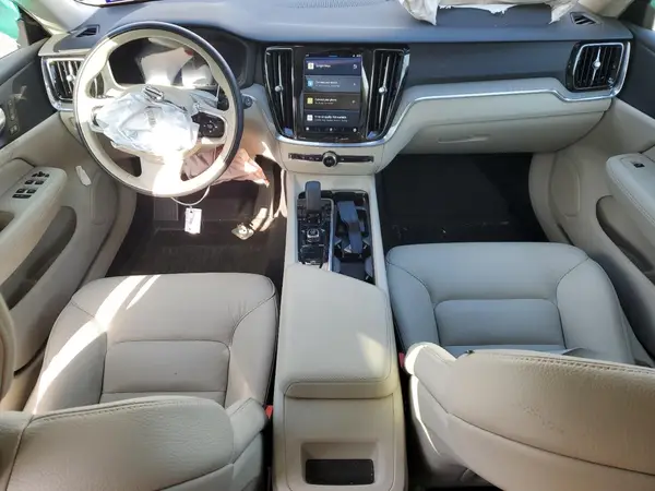 YV4L12WYXP2106745 2023 VOLVO V60 - Image 8