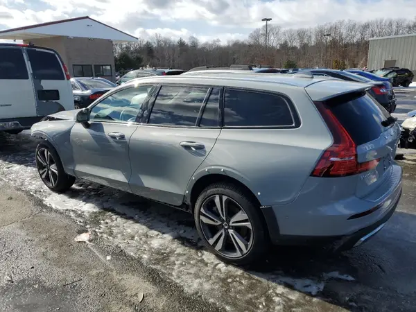 YV4L12WYXR2134824 2024 VOLVO V60 - Image 2