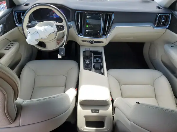 YV4L12WYXR2134824 2024 VOLVO V60 - Image 8