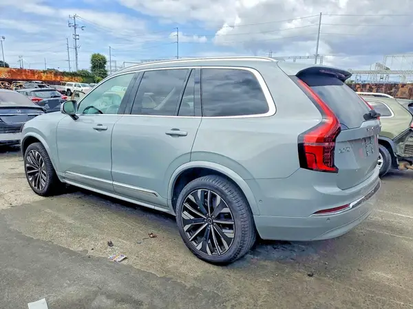 YV4M12JB7S1390857 2025 VOLVO XC90 - Image 2