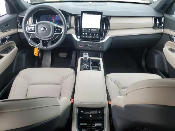 YV4M12JBXS1358064 2025 VOLVO XC90 - Image 8