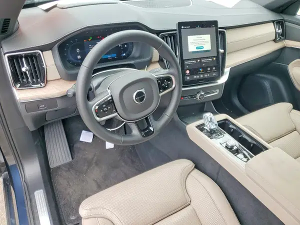 YV4M12JG6S1378792 2025 VOLVO XC90 - Image 8