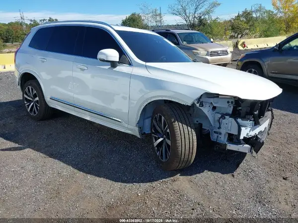 YV4M12PA1S1391839 2025 VOLVO XC90 - Image 1