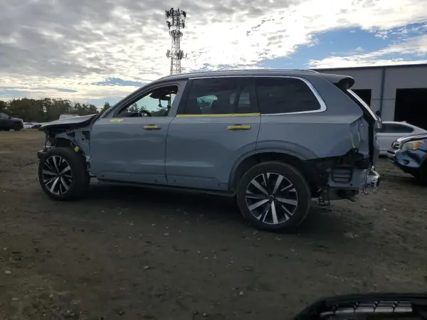 YV4M12PA4S1361296 2025 VOLVO XC90 - Image 2