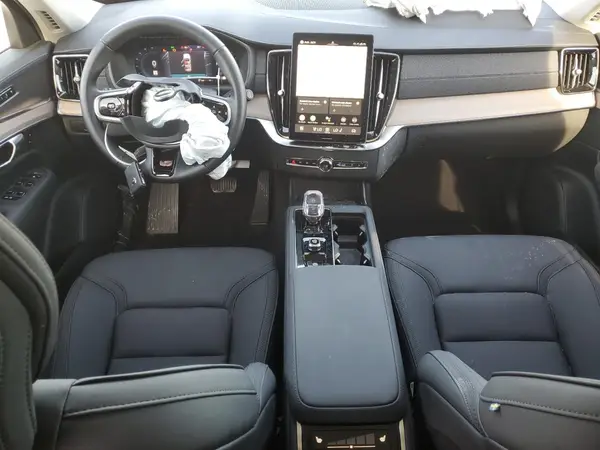 YV4M12PB6S1369151 2025 VOLVO XC90 - Image 8